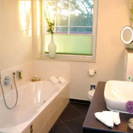 Kur Und Wellnesshaus Spreebalance, The Originals Relais 4* Burg (Spreewald)